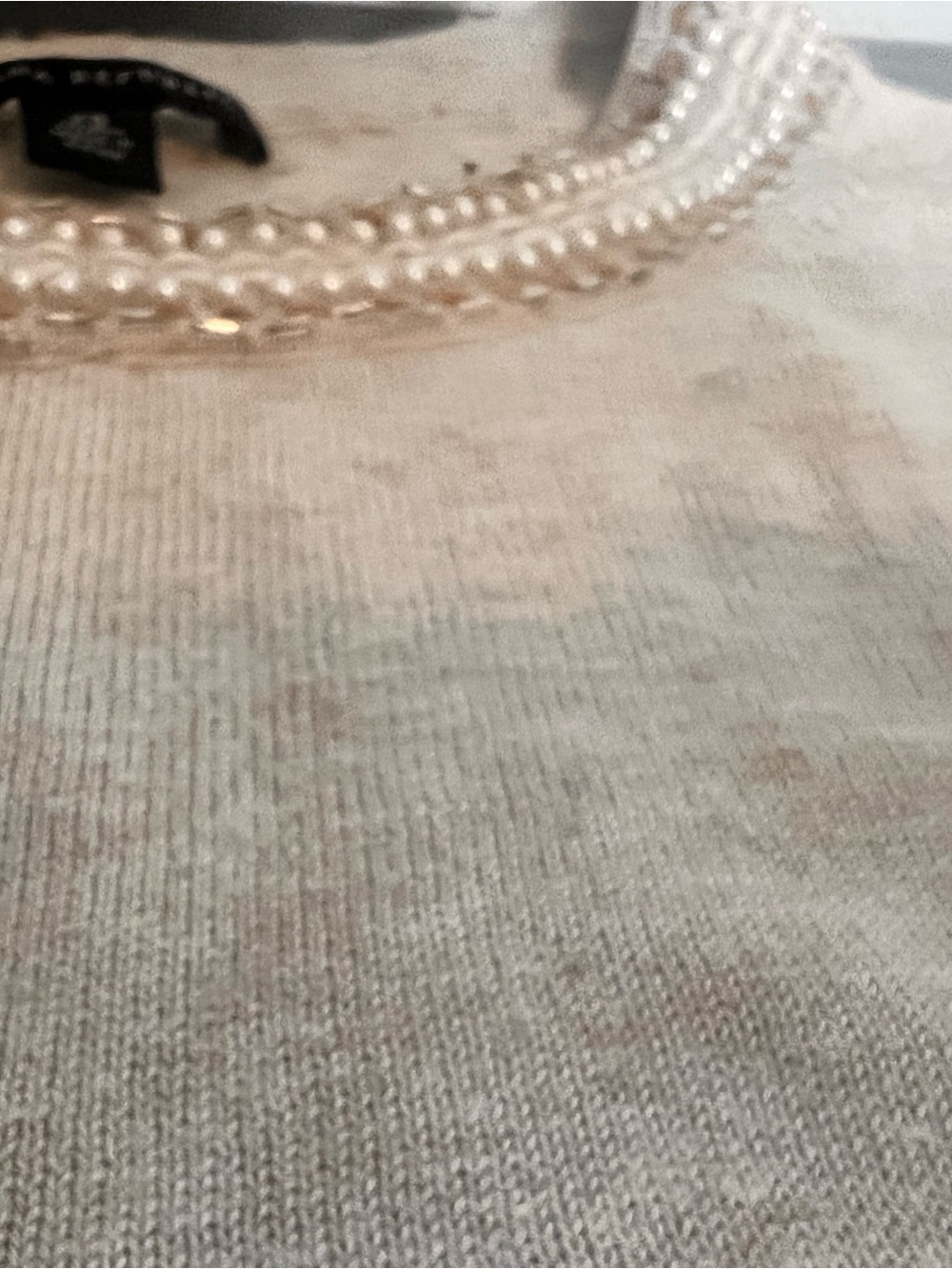 Banana Republic Cream Beaded Crewneck Sweater 🐝 - Picture 6 of 10